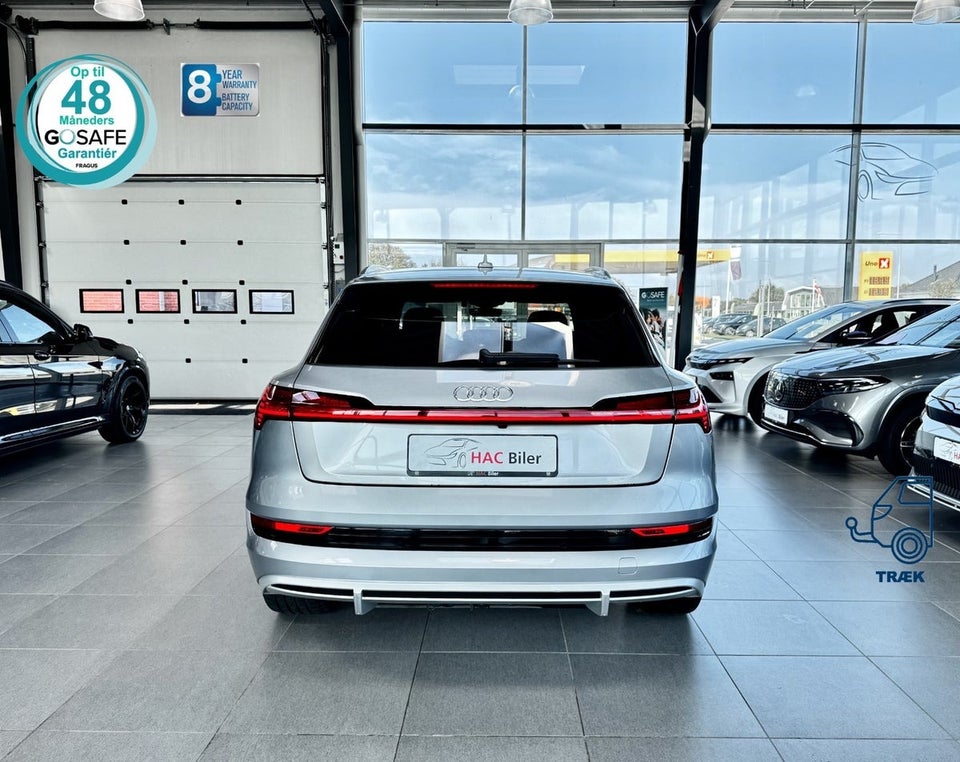 Audi e-tron 55 S-line quattro 5d