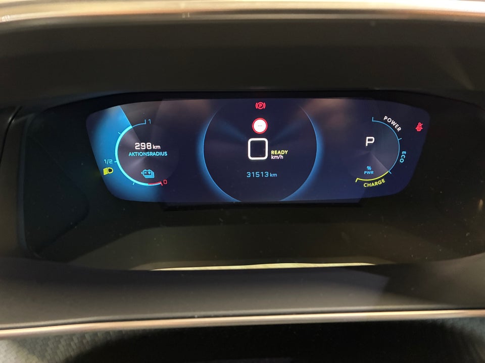 Peugeot e-208 50 GT Sky 5d