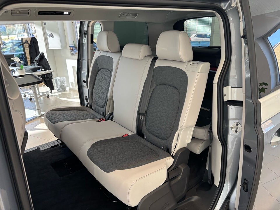 VW ID.Buzz 86 Pro 7prs LWB 5d