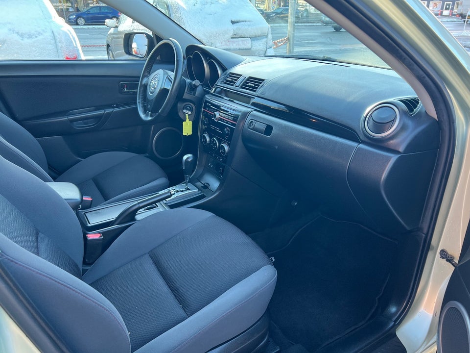 Mazda 3 1,6 Touring+ aut. 5d