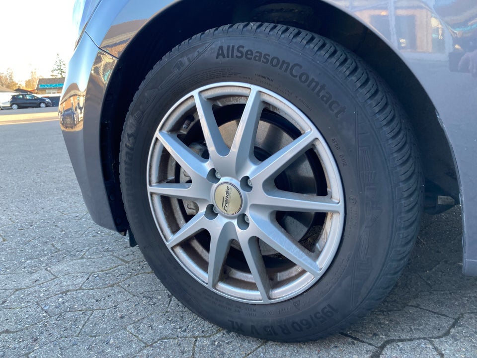 Hyundai i20 1,0 T-GDi Trend DCT 5d