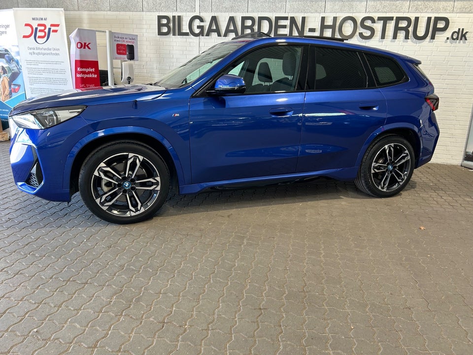 BMW iX1 xDrive30 M-Sport 5d