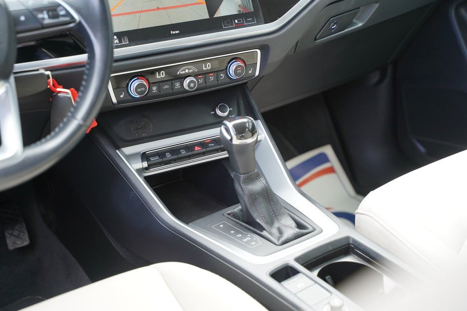 Audi Q3 35 TFSi Advanced Prestige S-tr. 5d