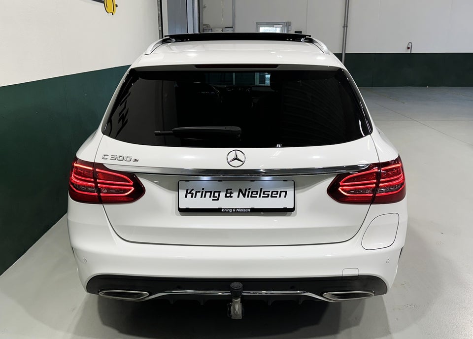 Mercedes C300 e 2,0 AMG Line stc. aut. 5d