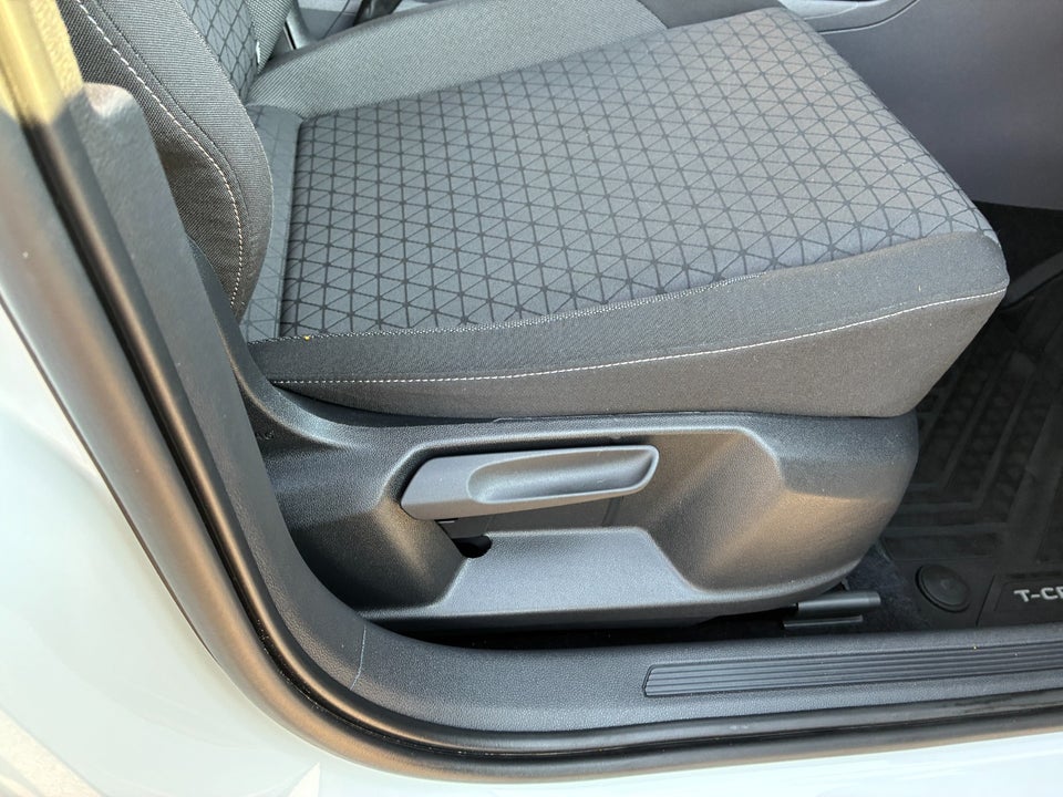 VW T-Cross 1,0 TSi 115 Life 5d