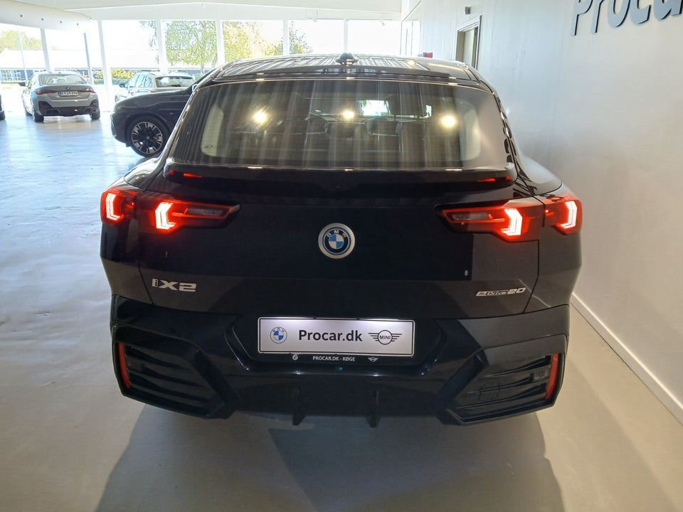 BMW iX2 eDrive20 M-Sport 5d