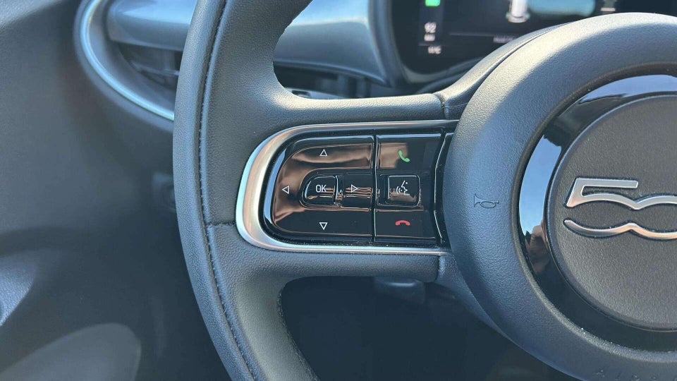 Fiat 500e 42 Icon 3d