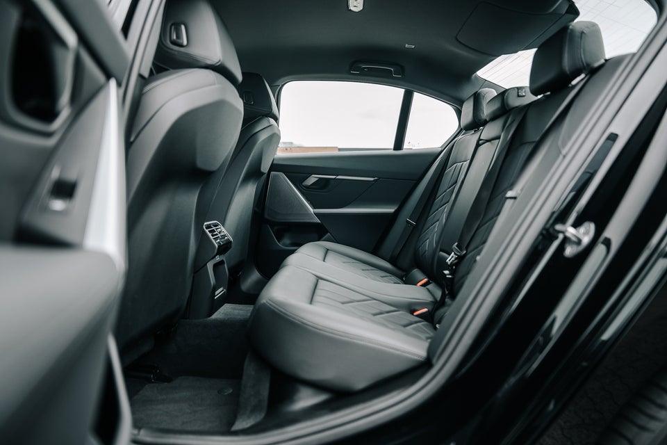 BMW i5 eDrive40 Sport Line 4d