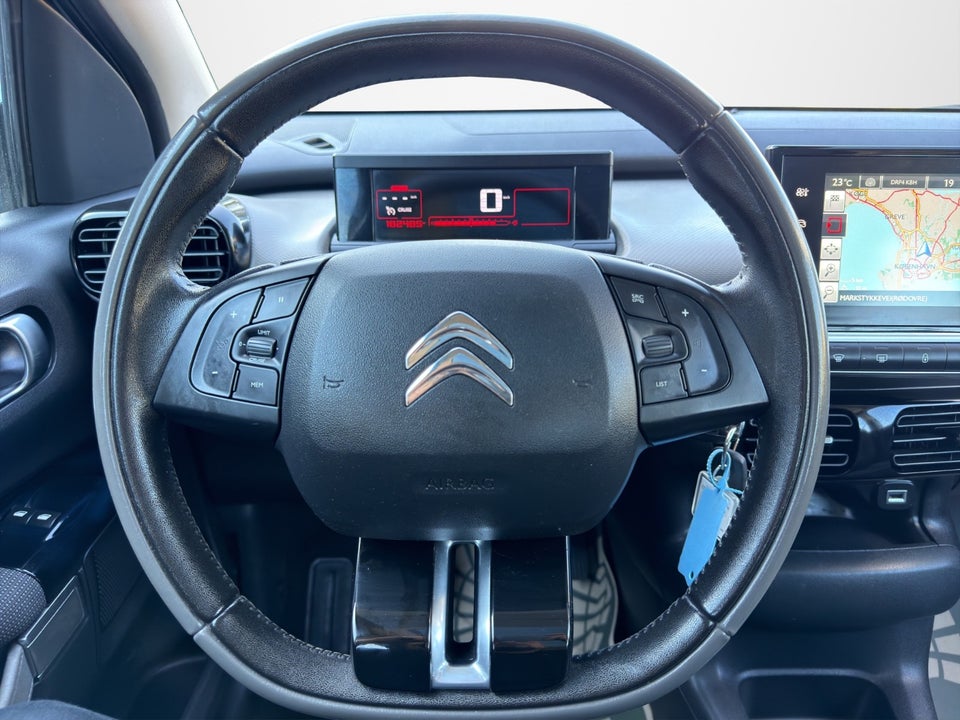 Citroën C4 Cactus 1,2 PureTech 110 Shine 5d