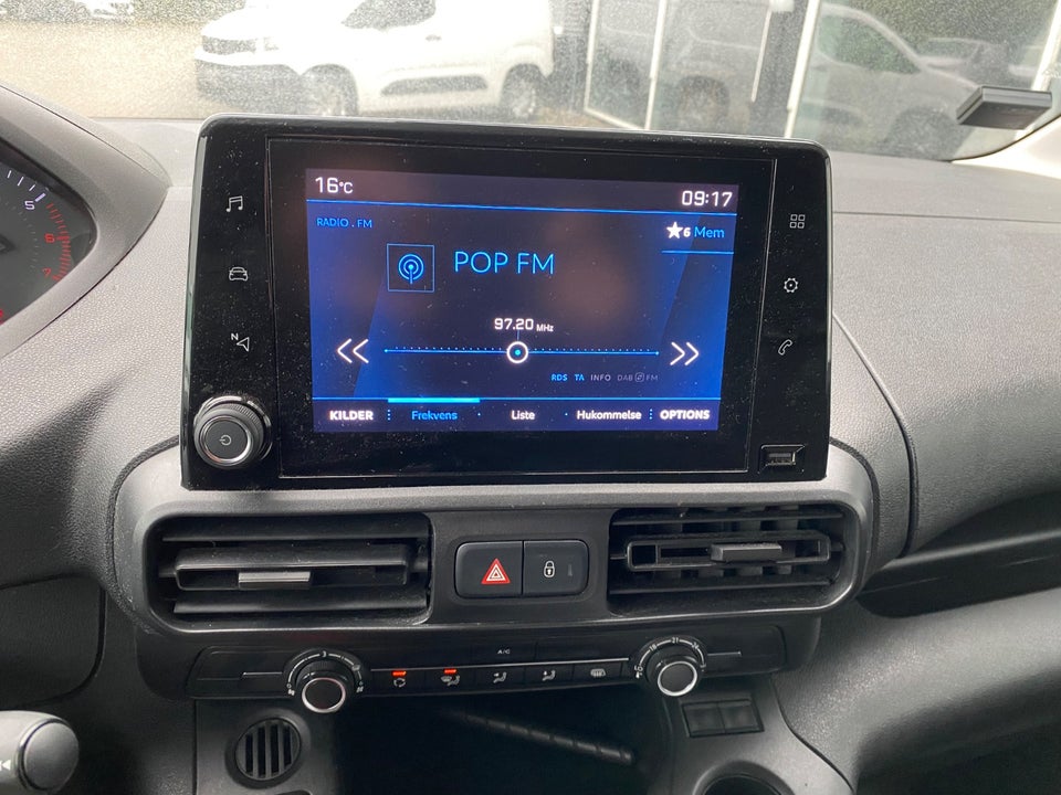 Peugeot Partner 1,5 BlueHDi 130 L2V2 Ultimate Van