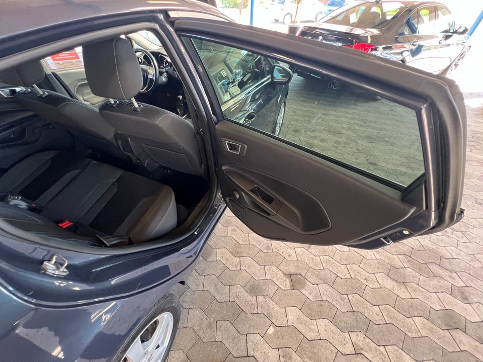 Ford Fiesta 1,0 65 Titanium 5d