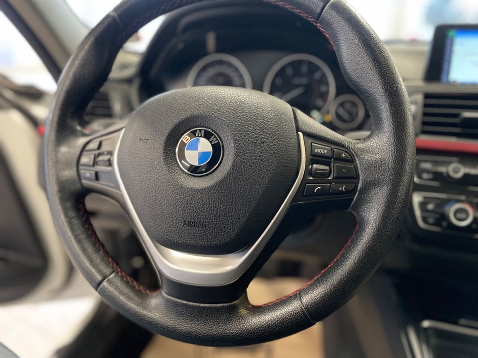 BMW 320d 2,0 Touring Sport Line aut. 5d