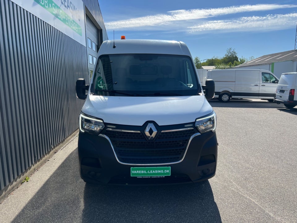 Renault Master IV T33 2,3 dCi 150 L2H2 Kassevogn