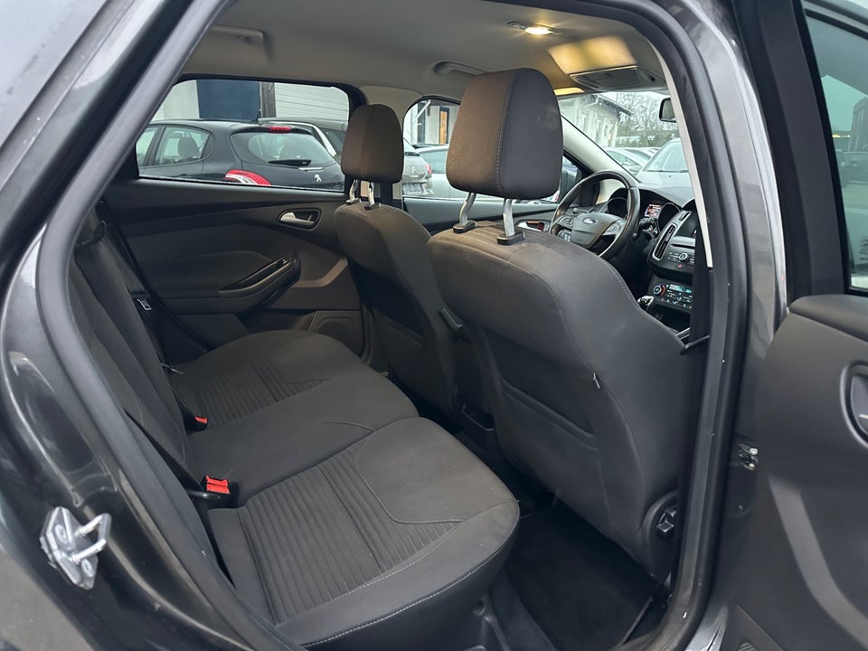 Ford Focus 1,0 SCTi 125 Titanium Fun stc. 5d