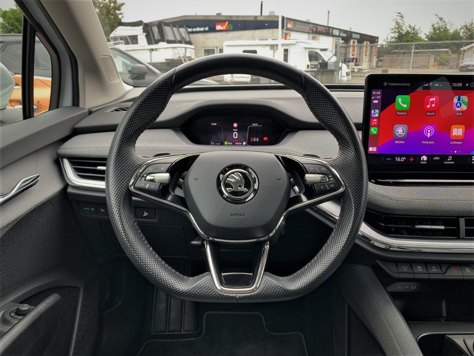 Skoda Enyaq 80 iV Plus Loft 5d