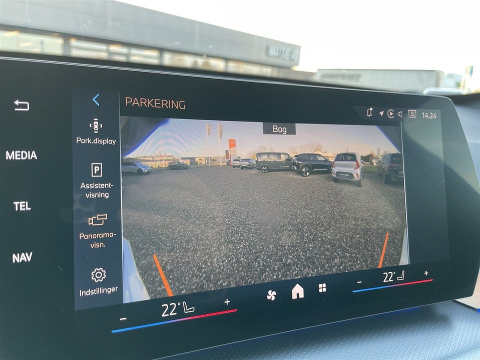 BMW iX1 eDrive20 M-Sport 5d