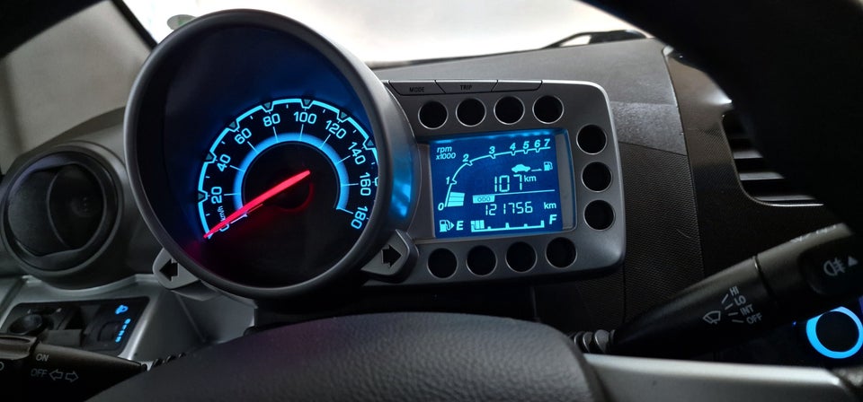 Chevrolet Spark 1,0 LT 5d