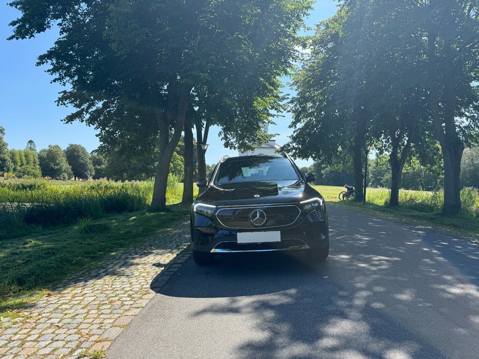 Mercedes EQB250 Progressive 7prs 5d