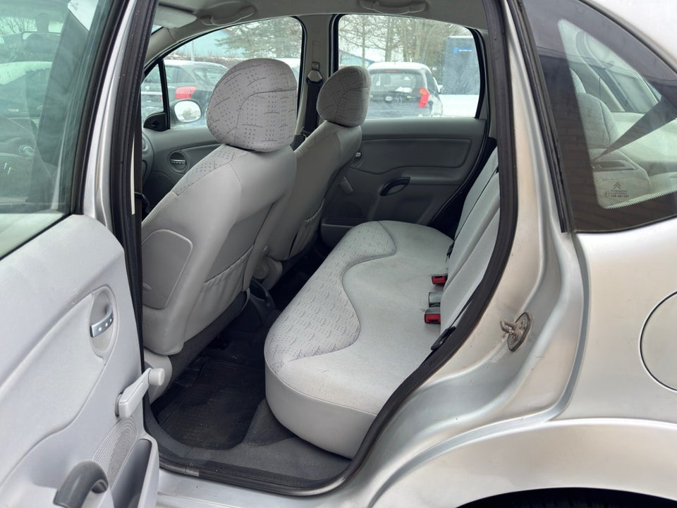 Citroën C3 1,4 Prestige aut. 5d