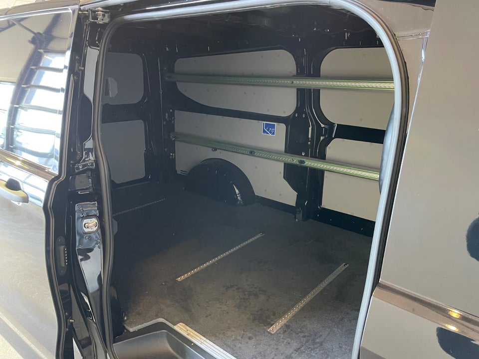 Ford Transit Custom 320L 2,0 EcoBlue Trend