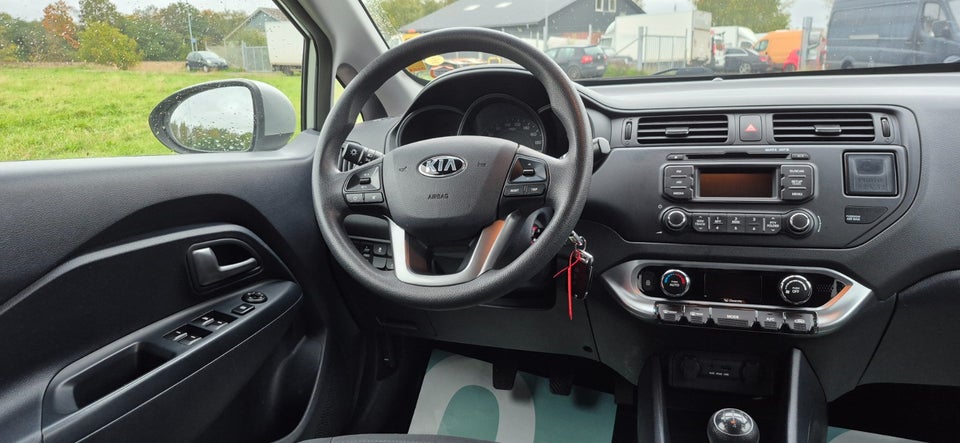 Kia Rio 1,2 CVVT Premium 5d