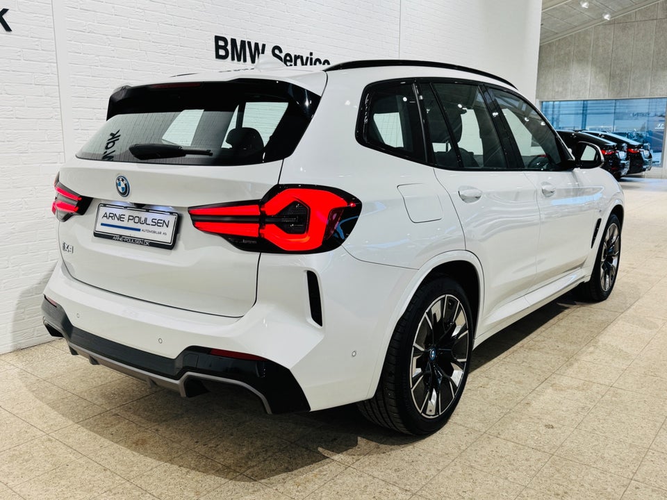 BMW iX3 Charged Plus M-Sport 5d