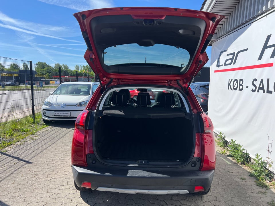 Peugeot 2008 1,2 PureTech 110 Prestige Sky 5d