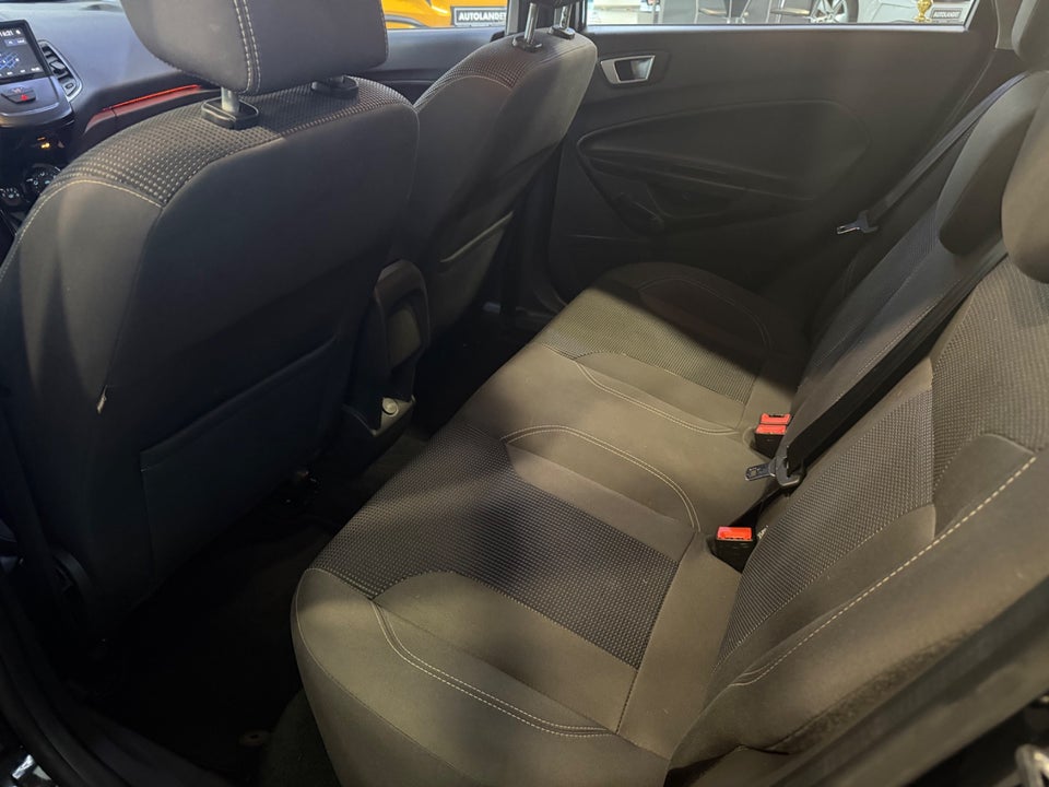 Ford Fiesta 1,0 EcoBoost Titanium 5d