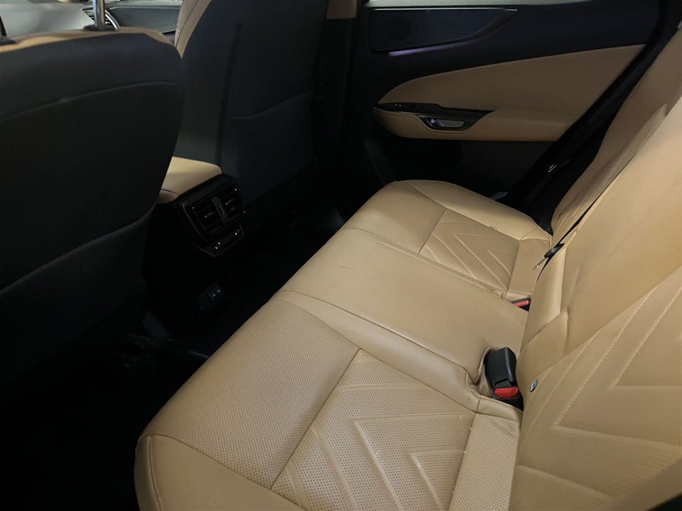 Lexus NX450h+ 2,5 Luxury aut. AWD 5d