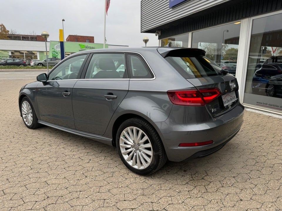 Audi A3 1,4 e-tron Sport Sportback S-tr. 5d