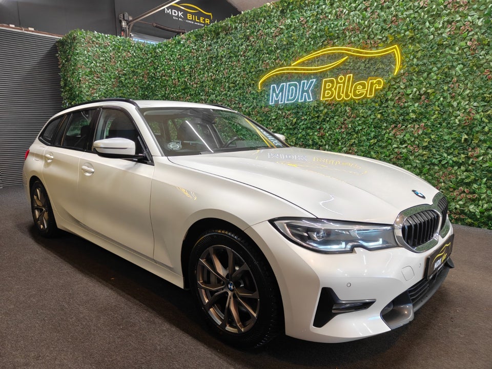 BMW 330e 2,0 Touring Sport Line aut. 5d
