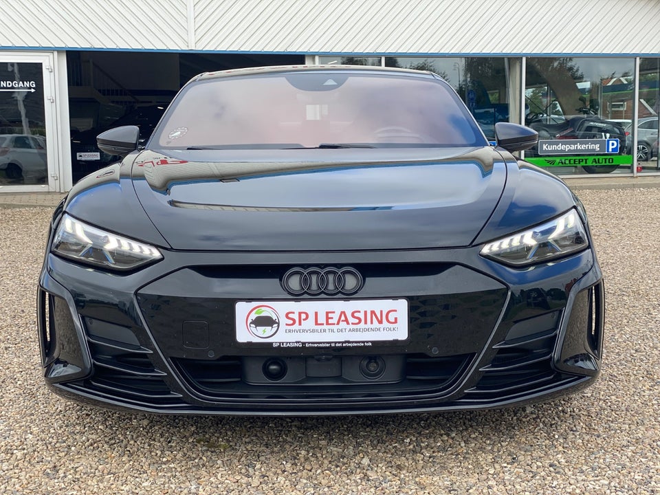 Audi RS e-tron GT quattro 4d