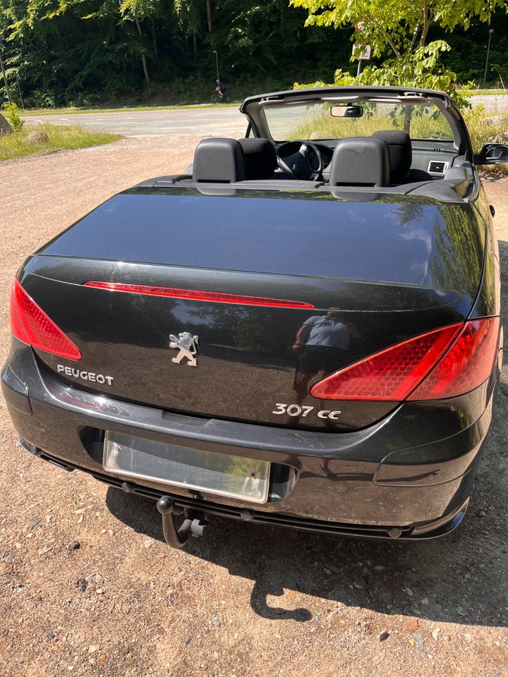 Peugeot 307 2,0 16V CC 2d