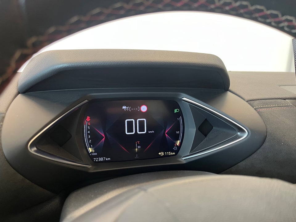 DS DS 3 CrossBack 1,2 PureTech 100 Performance Line 5d