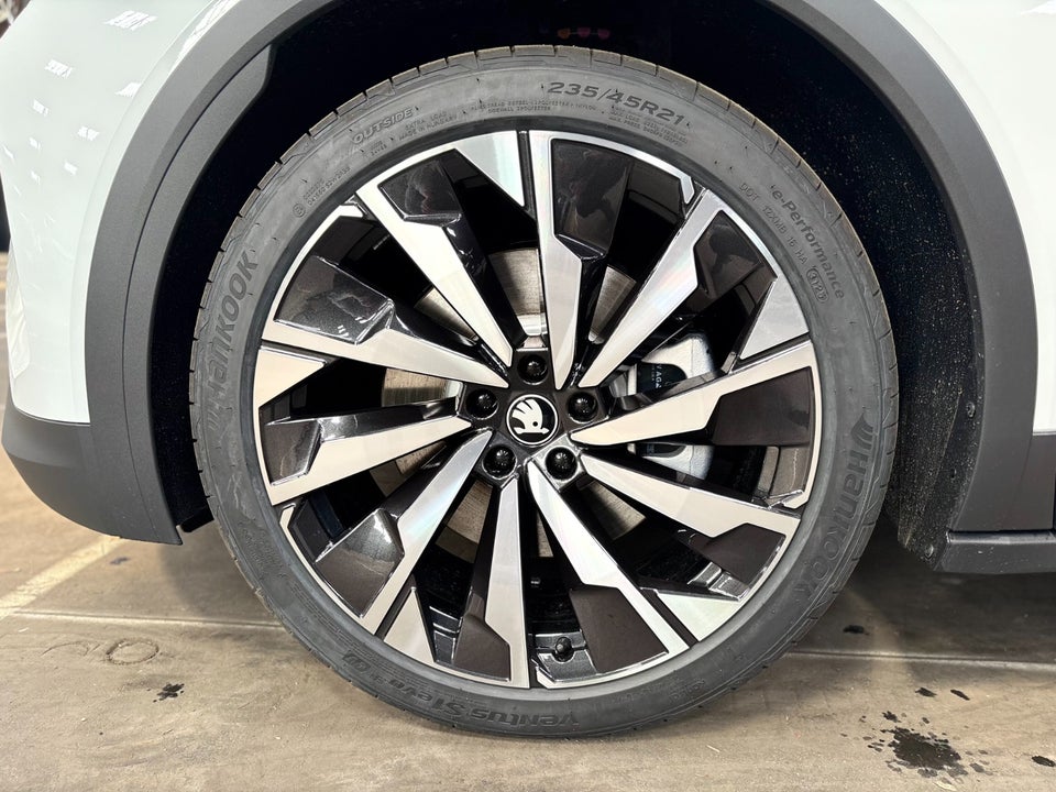 Skoda Elroq 85 iV Sportline 5d
