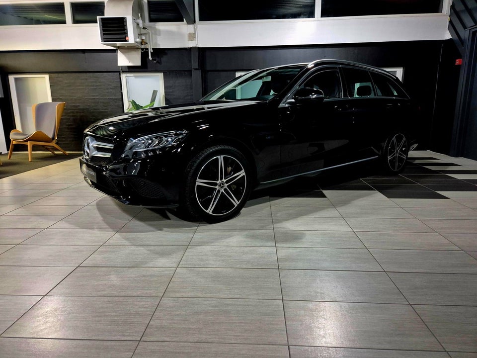 Mercedes C300 e 2,0 Avantgarde stc. aut. 5d