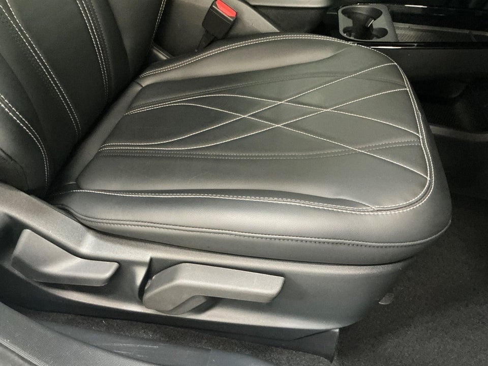 Ford Mustang Mach-E 75 Standard Range 5d