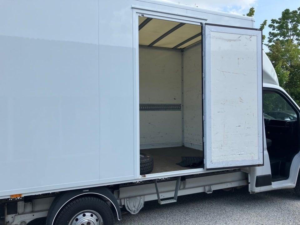 Peugeot Boxer 335 2,2 BlueHDi 140 L3 Plus Alukasse m/lift 2d