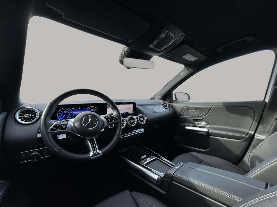 Mercedes EQA250 Progressive 5d