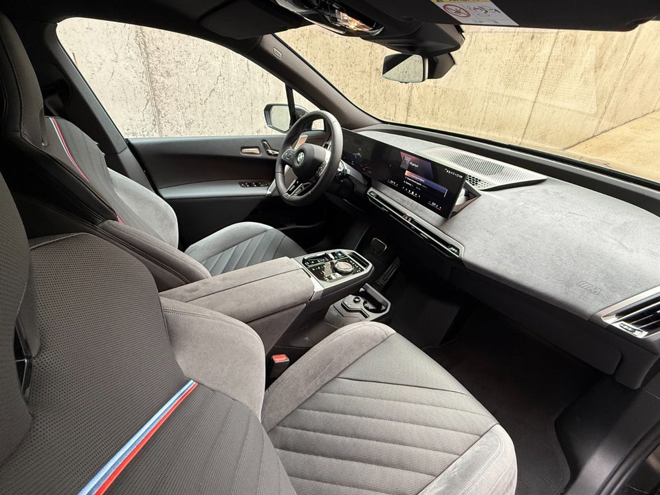 BMW iX xDrive45 M-Sport 5d