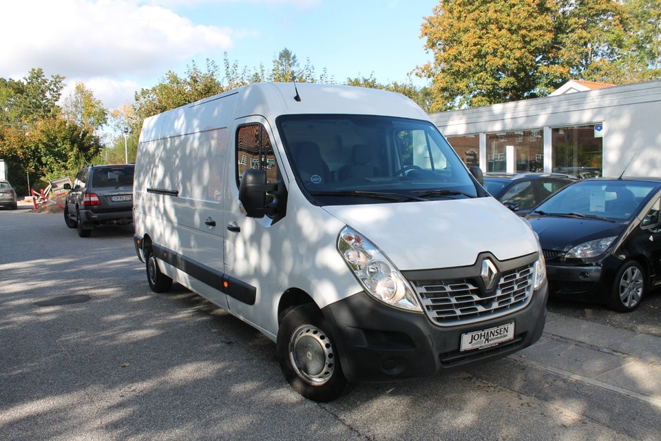 Renault Master III T35 2,3 dCi 170 L3H2 Kassevogn