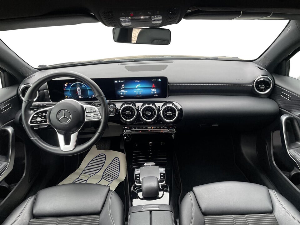 Mercedes A200 1,3 Progressive Line aut. 5d