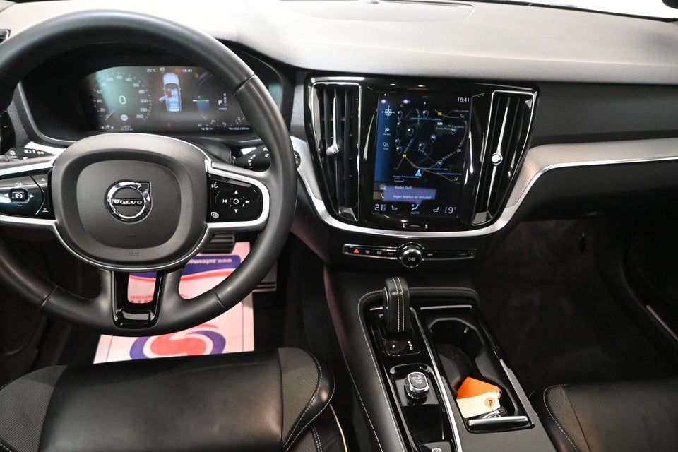 Volvo V60 2,0 T6 ReCharge R-Design aut. AWD 5d