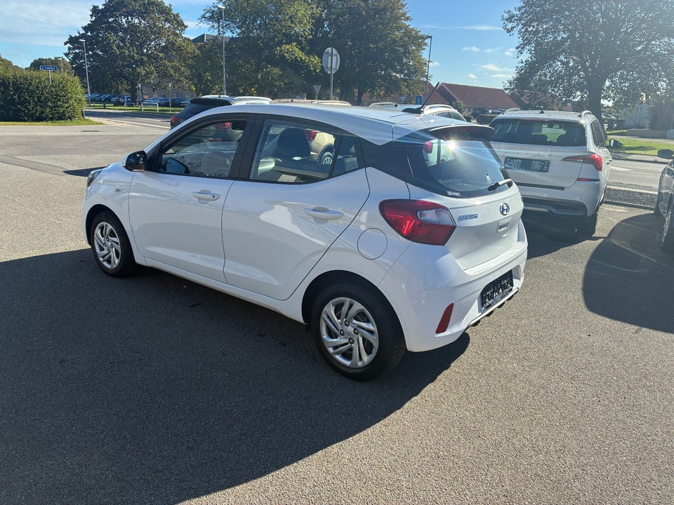 Hyundai i10 1,0 MPi Essential 5d