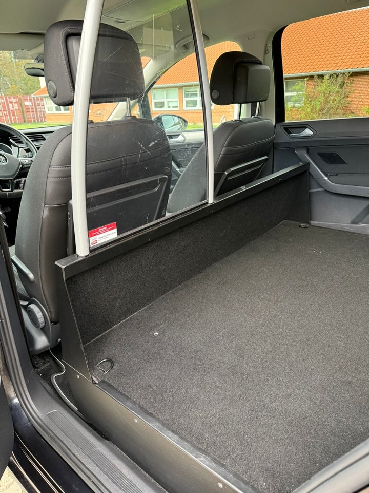 VW Touran 1,6 TDi 115 Comfortline DSG Van 5d