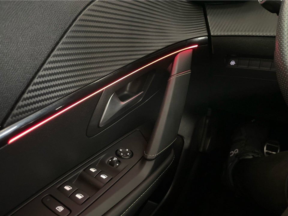 Peugeot 208 1,2 PureTech 100 GT 5d