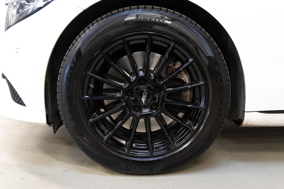 Mercedes C300 2,0 Avantgarde stc. aut. 5d