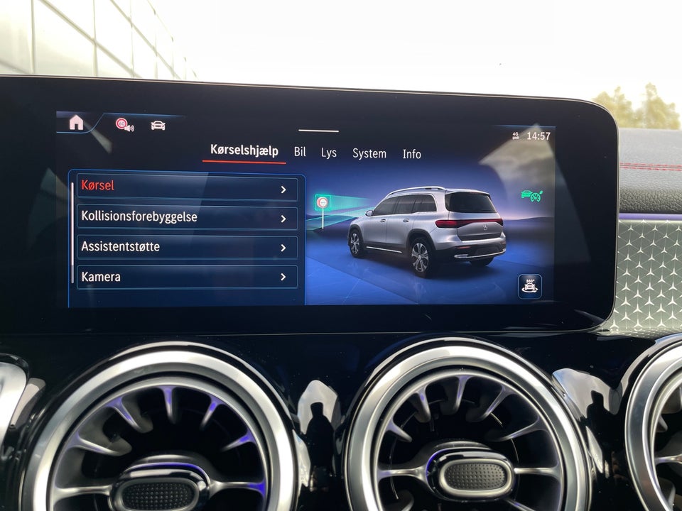 Mercedes EQB250+ AMG Line 5d