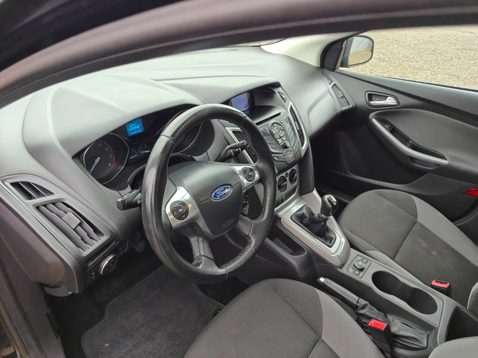 Ford Focus 1,6 Ti-VCT 105 Titanium stc. 5d