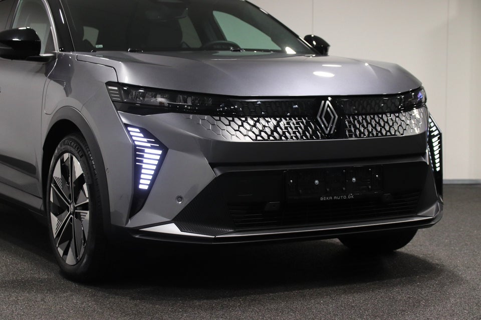 Renault Scenic E-Tech 60 Techno 5d
